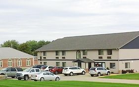 Heartland Hotel & Suites